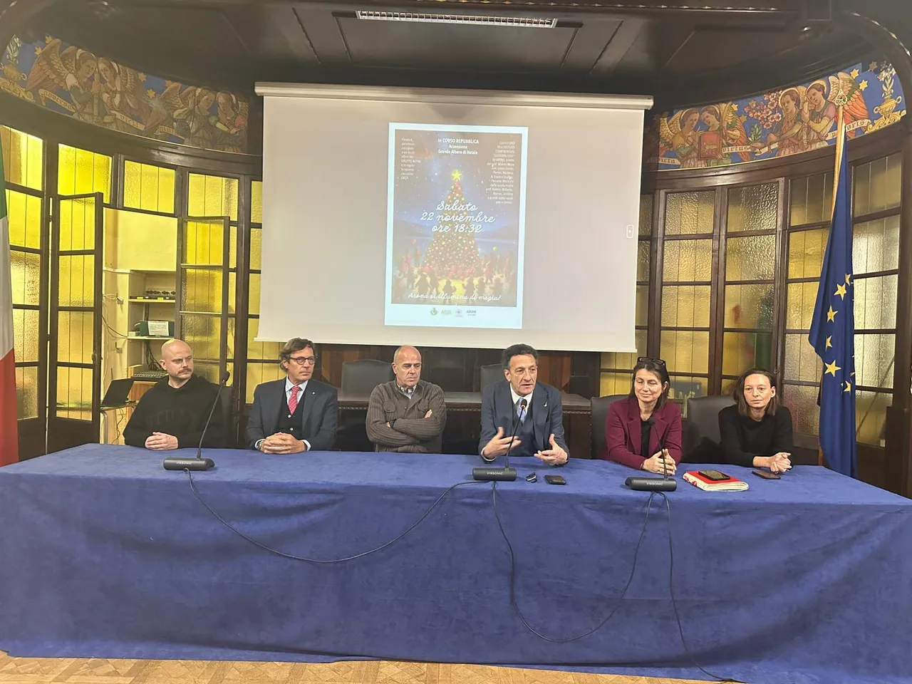 foto conferenza stampa AroNatale